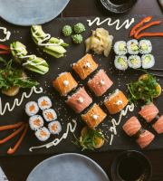 sushi-platter