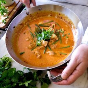 nov-08_thai-red-chicken-curry_b_330x330