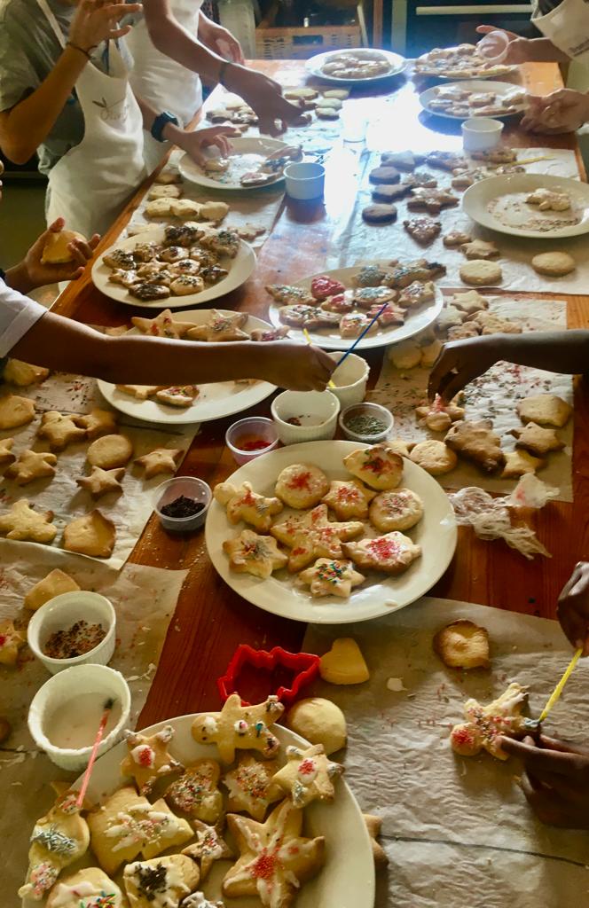 kids christmas bake day