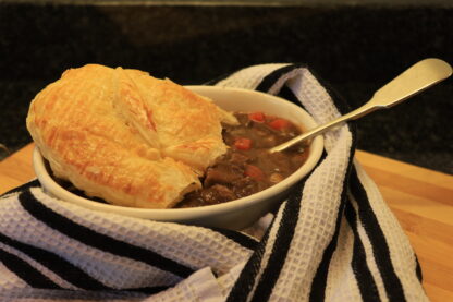 beef and red wine pie